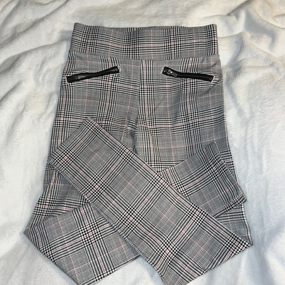 Old Navy Plaid Dressy Leggings